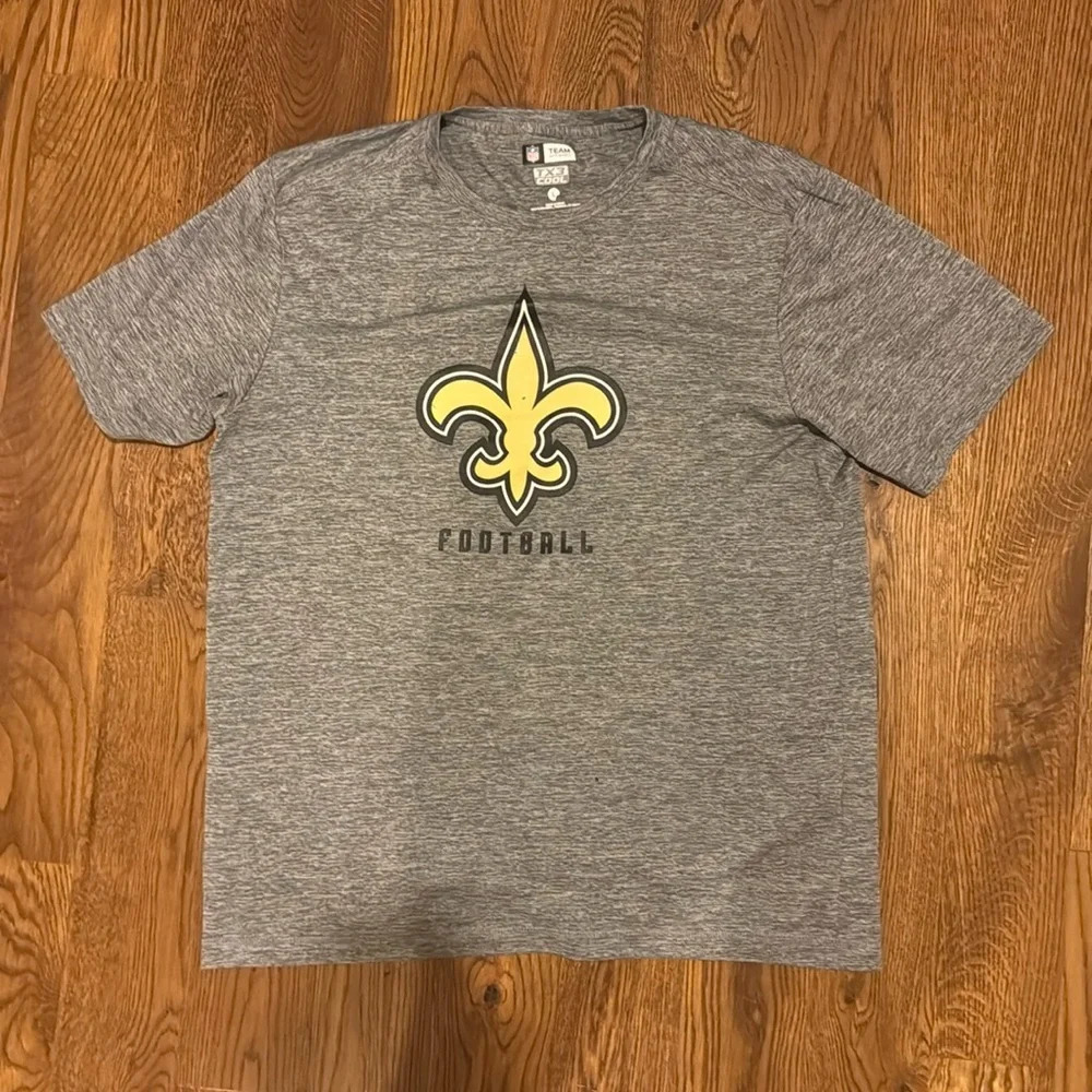 Men’s NFL Team Apparel Saints Shirt